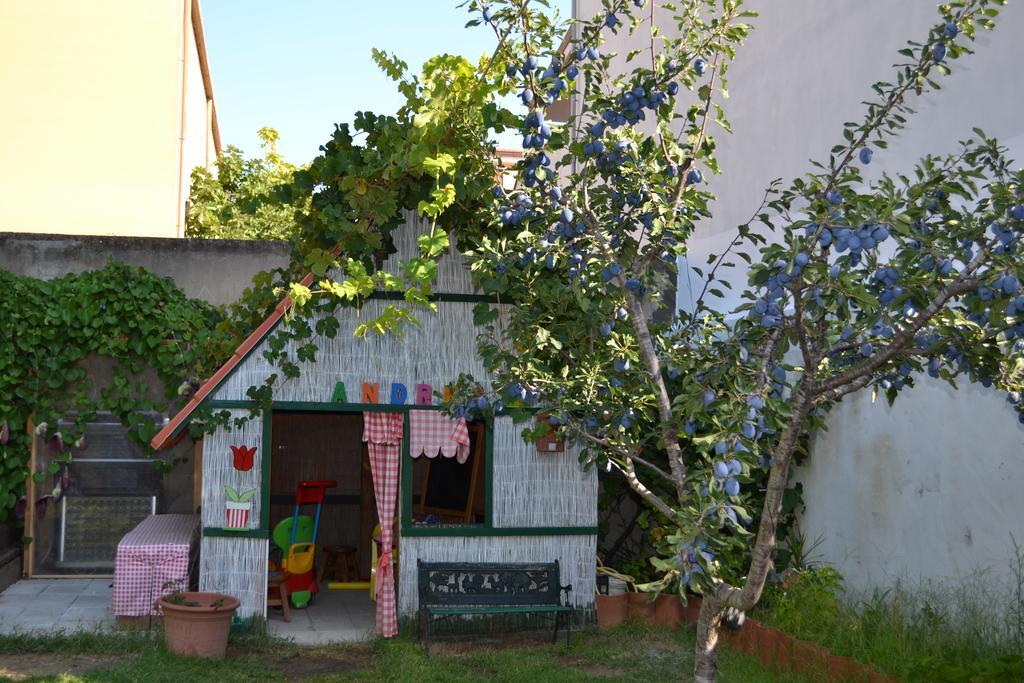 La Jacaranda Sant'Antioco Exterior foto